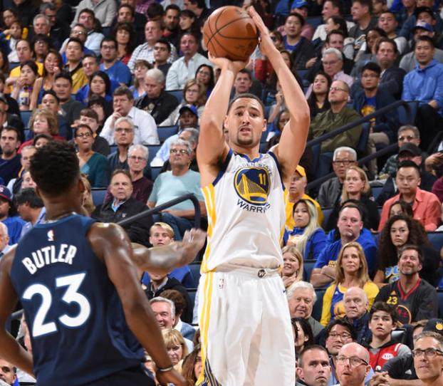 总是被球迷 总是被球迷